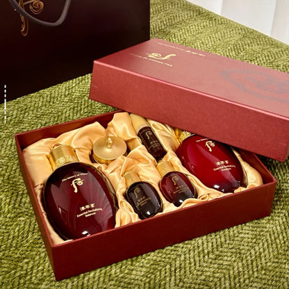 The History Of The WHOO Jinyulhyang Hydrating Luxury 6-Piece Set