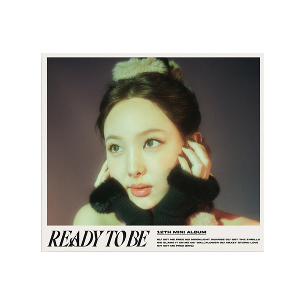 WITHMUU TWICE 12thミニアルバム「READY TO BE」(デジパックVer.)