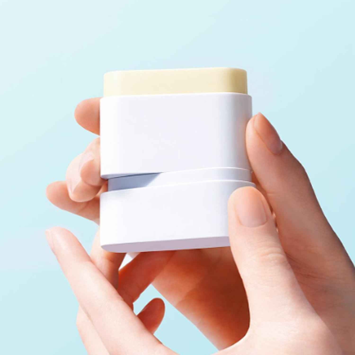MEDIHEAL Madecassoside Sun Stick Airy Fit SPF50+PA++++ 10g