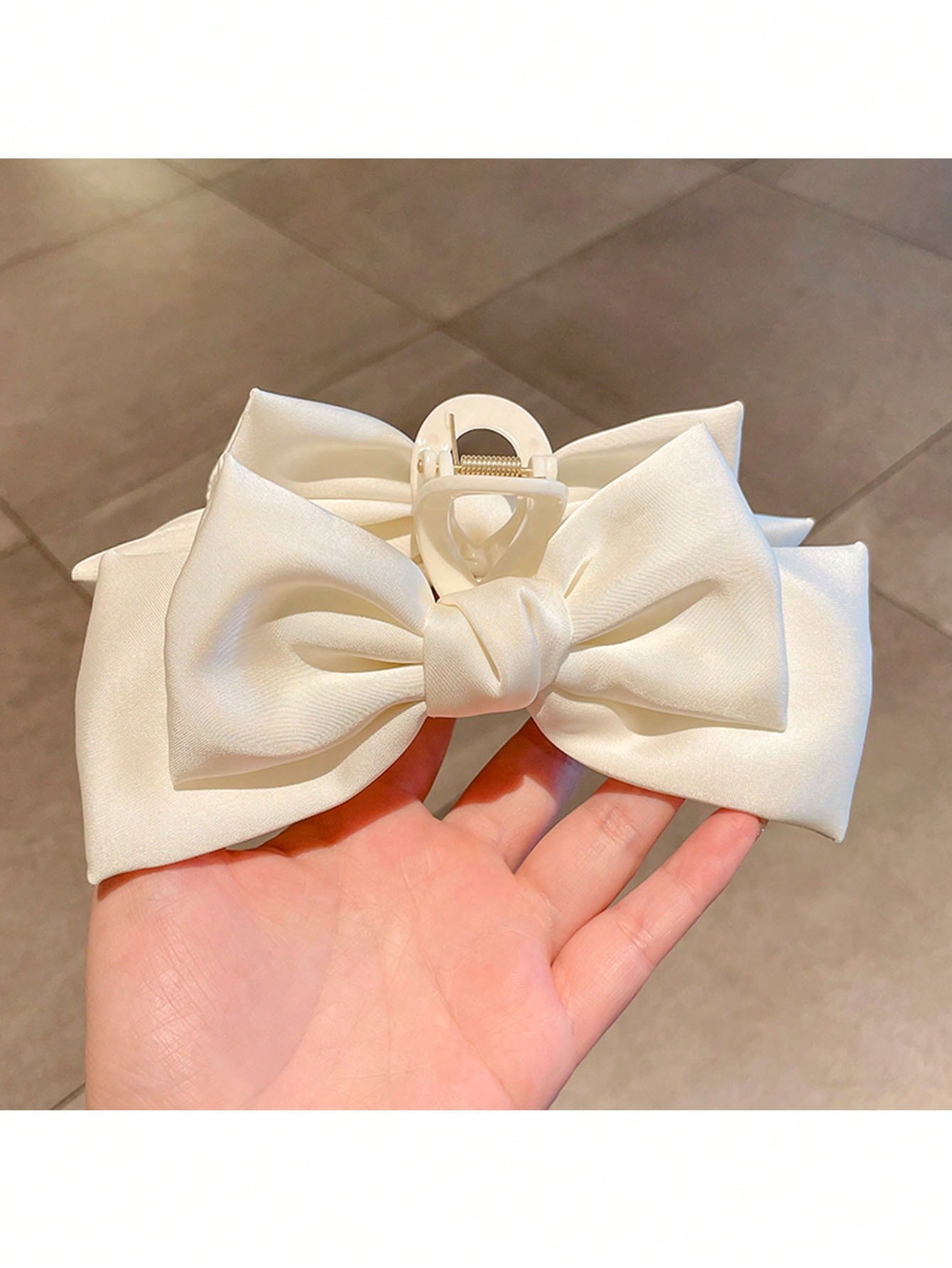 Plain Bow Hair Claw