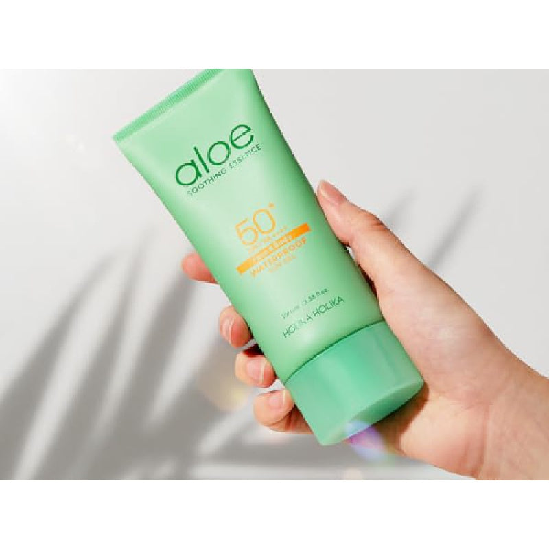 HOLIKA HOLIKA Aloe Soothing Essence Waterproof Sun Cream SPF50+ PA++++ 70ml