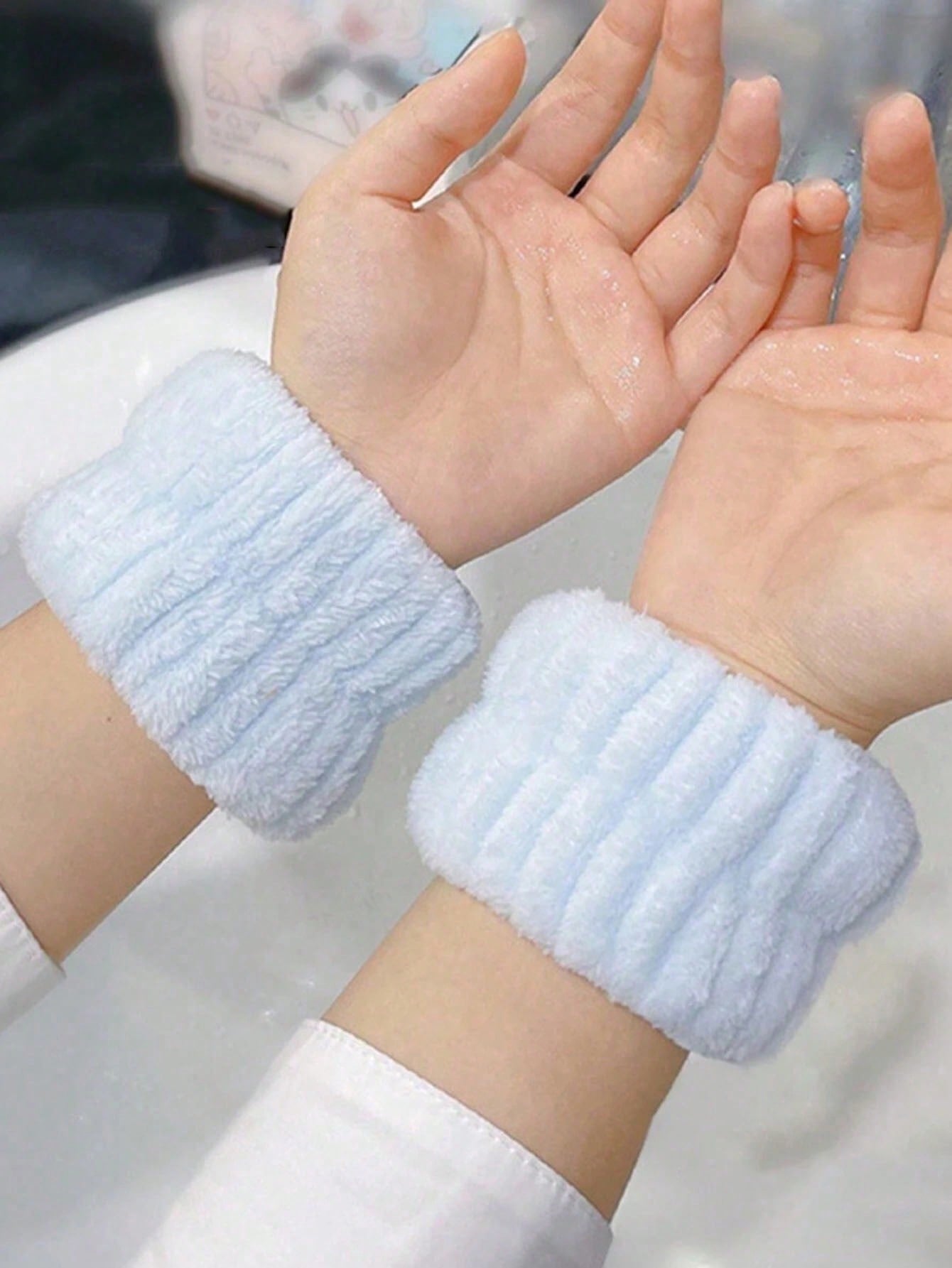 Solid Fuzzy Bath Wrist Band 1Pair