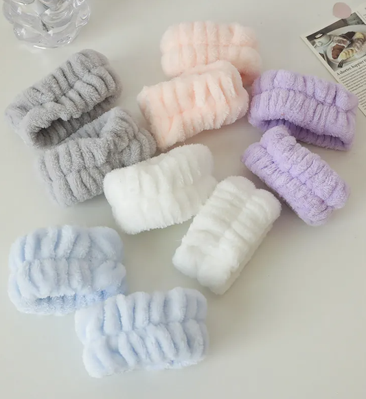 Solid Fuzzy Bath Wrist Band 1Pair