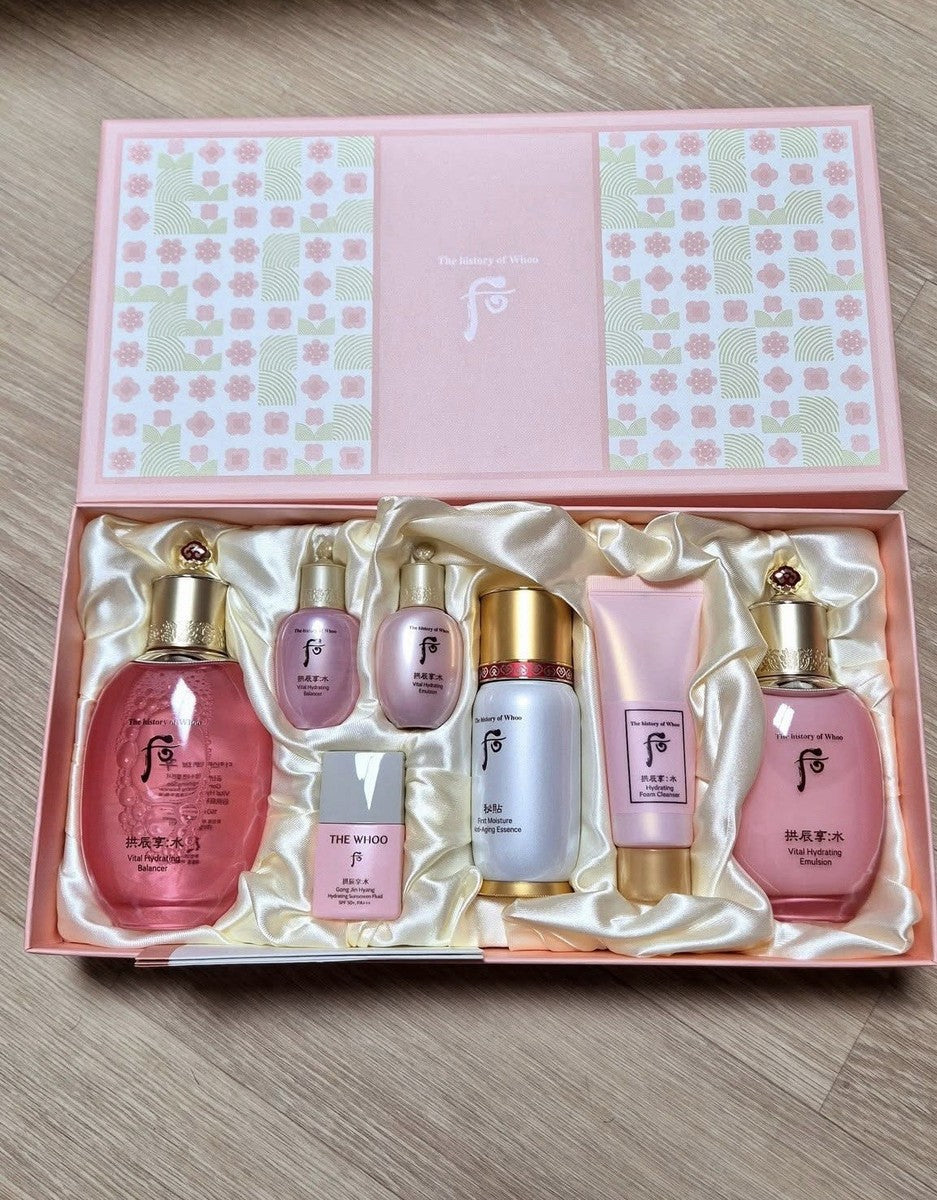The History of Whoo Gongjinhyang Soo Vital Hydrating 3pcs Set 7 Items Love Box