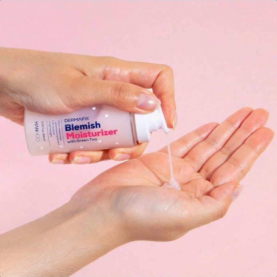 DermaFix Blemish Moisturizer, 2.02 Fl . Oz. 60ml, With Calamine, Green Tea, And Aloe, Lightweight Daily Facial Moisturizer, For Oily, Acne-Prone Skin, Moisturizer For Acne Regimen, Korean Skincare