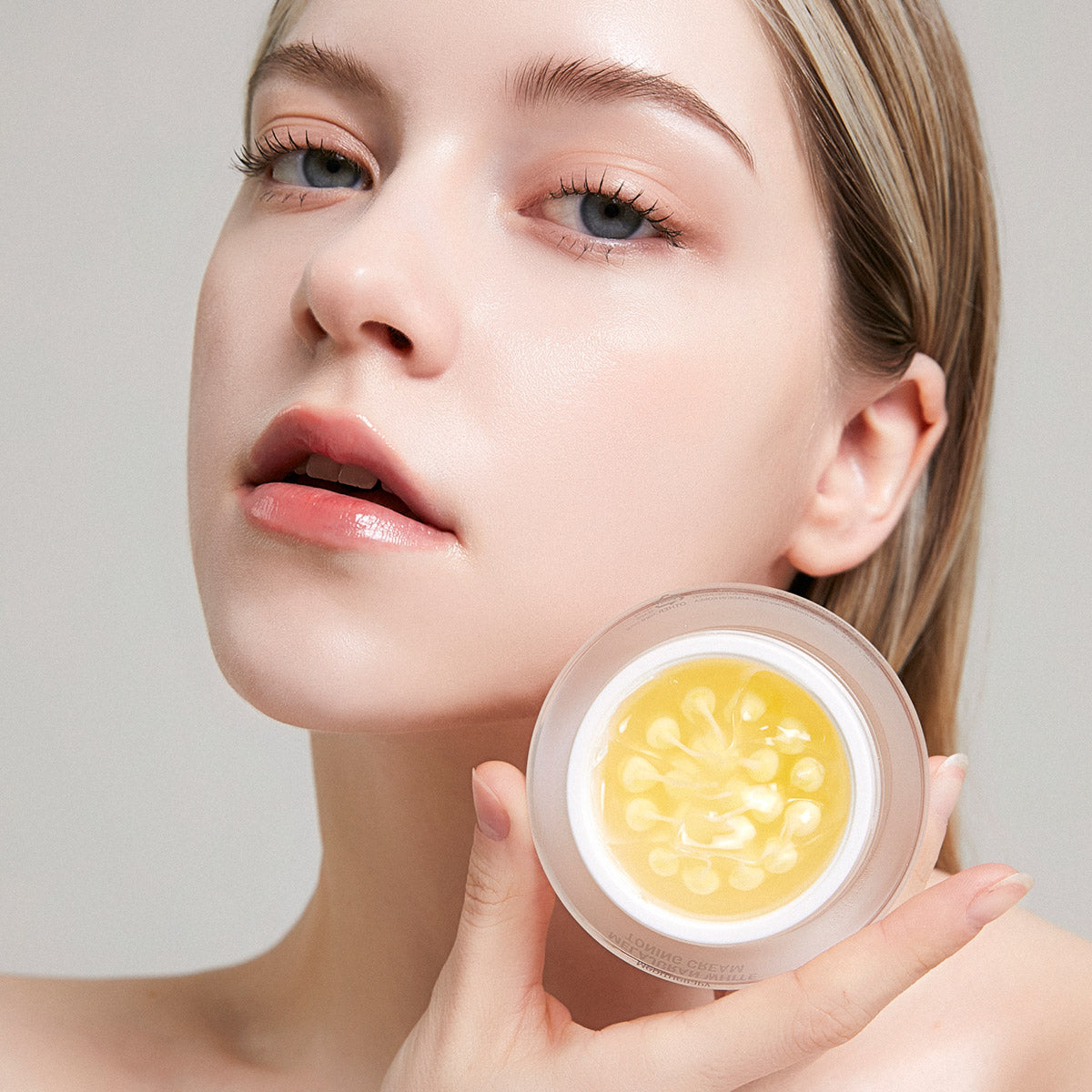 Meditherapy Melajuran White Toning Cream 50ml & EMS Device Brightening Anti-Spot